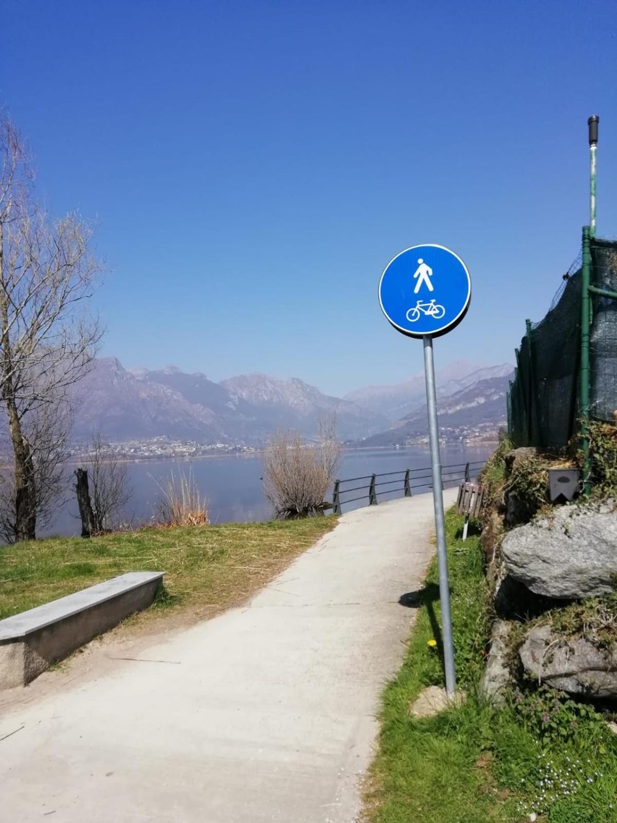 La Poesia Del Lago Oggiono Buitenkant foto